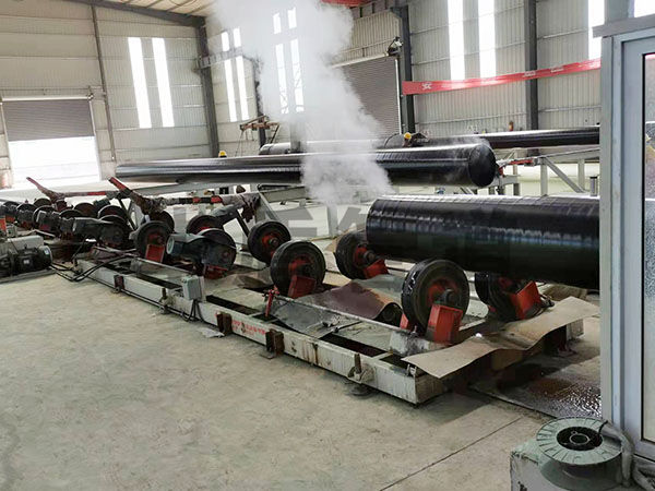 防腐設備生產 線3.jpg